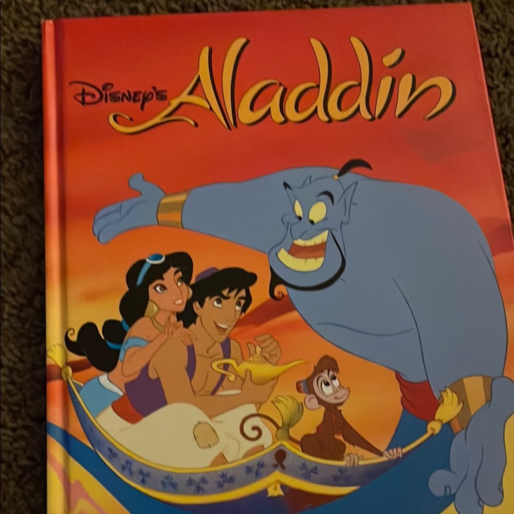 Shrek 2 Look and Find Book - Picture 3 of 5